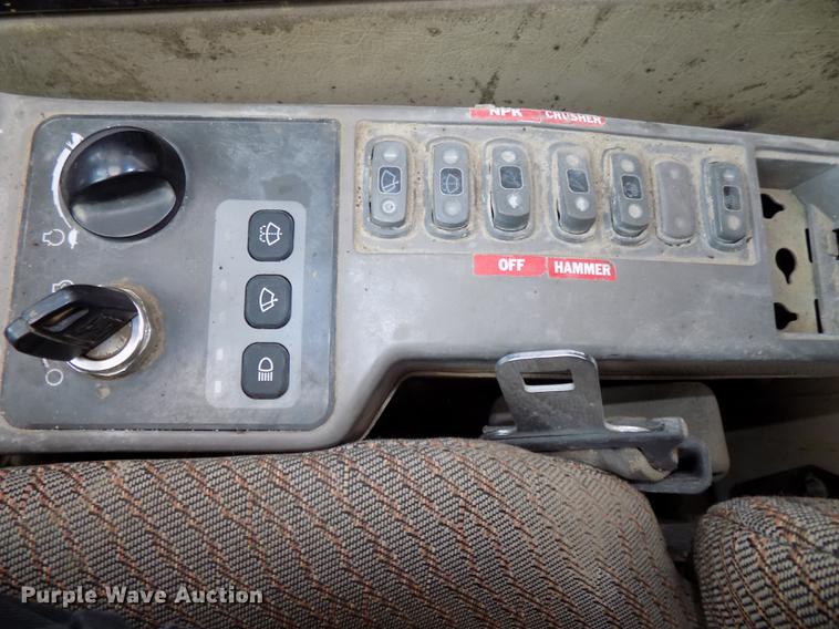 image for item DE7642 1997 Caterpillar 325B L excavator