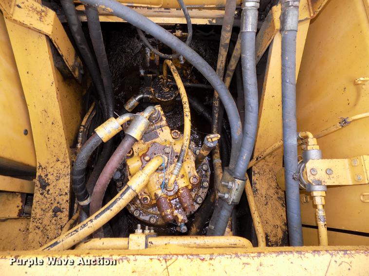image for item DE7642 1997 Caterpillar 325B L excavator