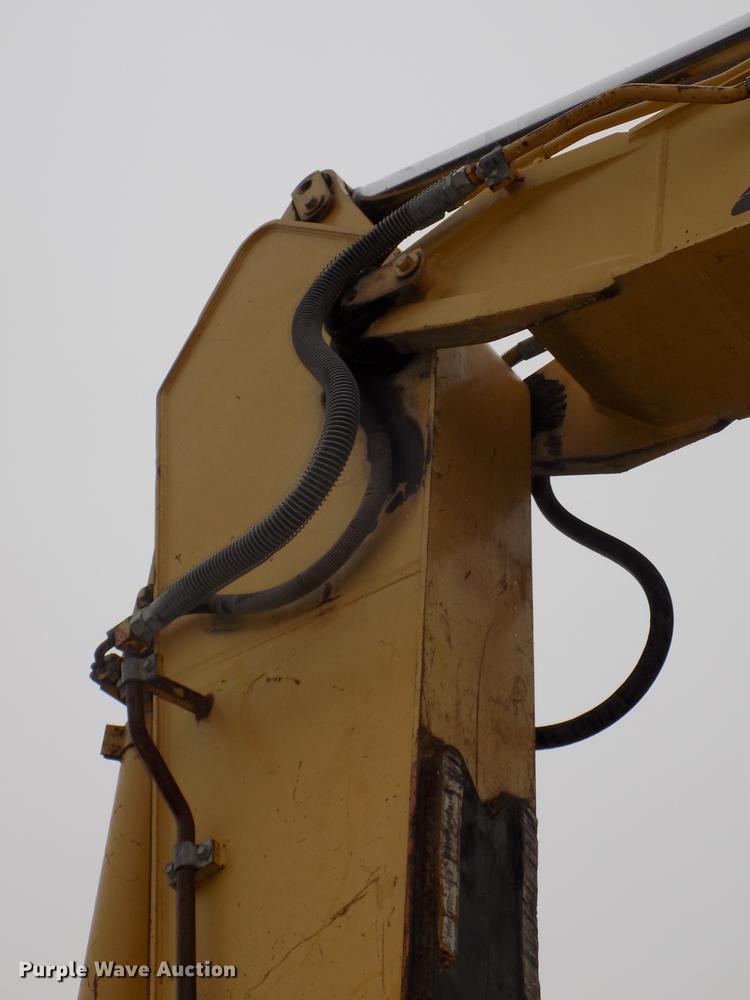 image for item DE7642 1997 Caterpillar 325B L excavator