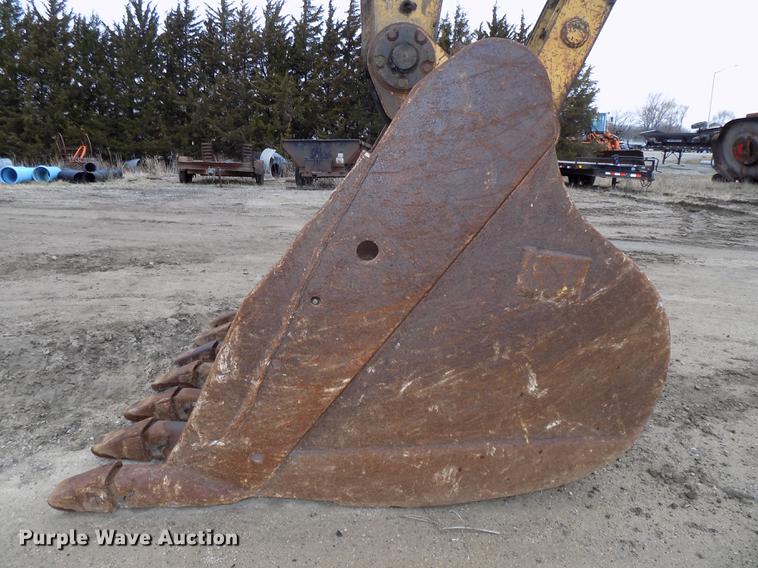 image for item DE7642 1997 Caterpillar 325B L excavator