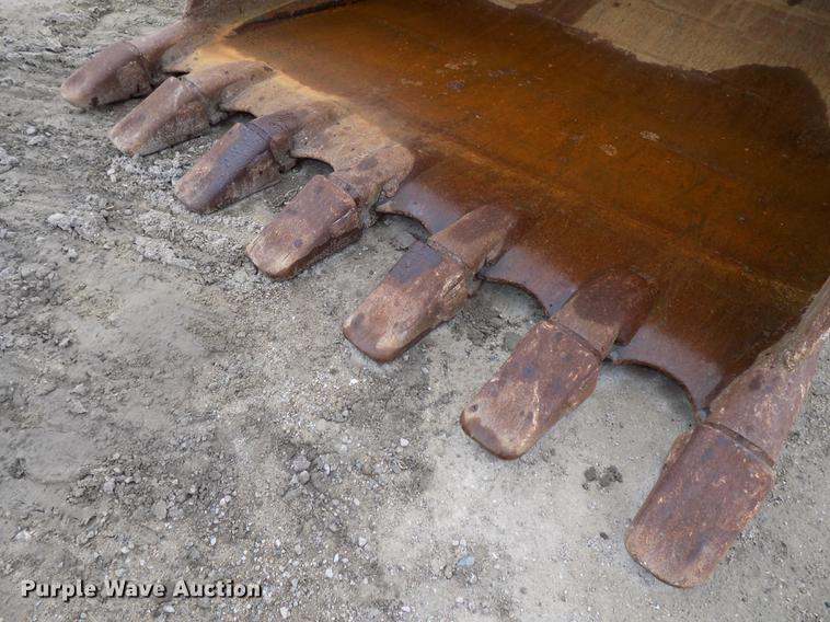 image for item DE7642 1997 Caterpillar 325B L excavator