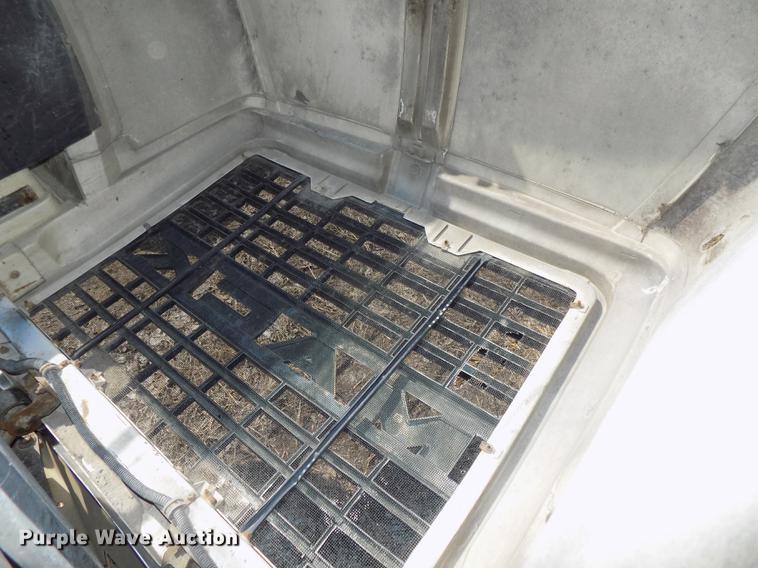 image for item DE7649 1999 Mack CH613 semi truck