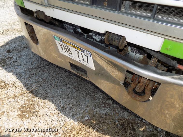 image for item DE7649 1999 Mack CH613 semi truck