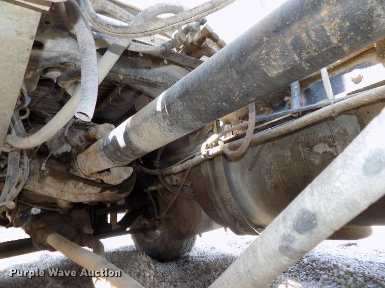 image for item DE7649 1999 Mack CH613 semi truck