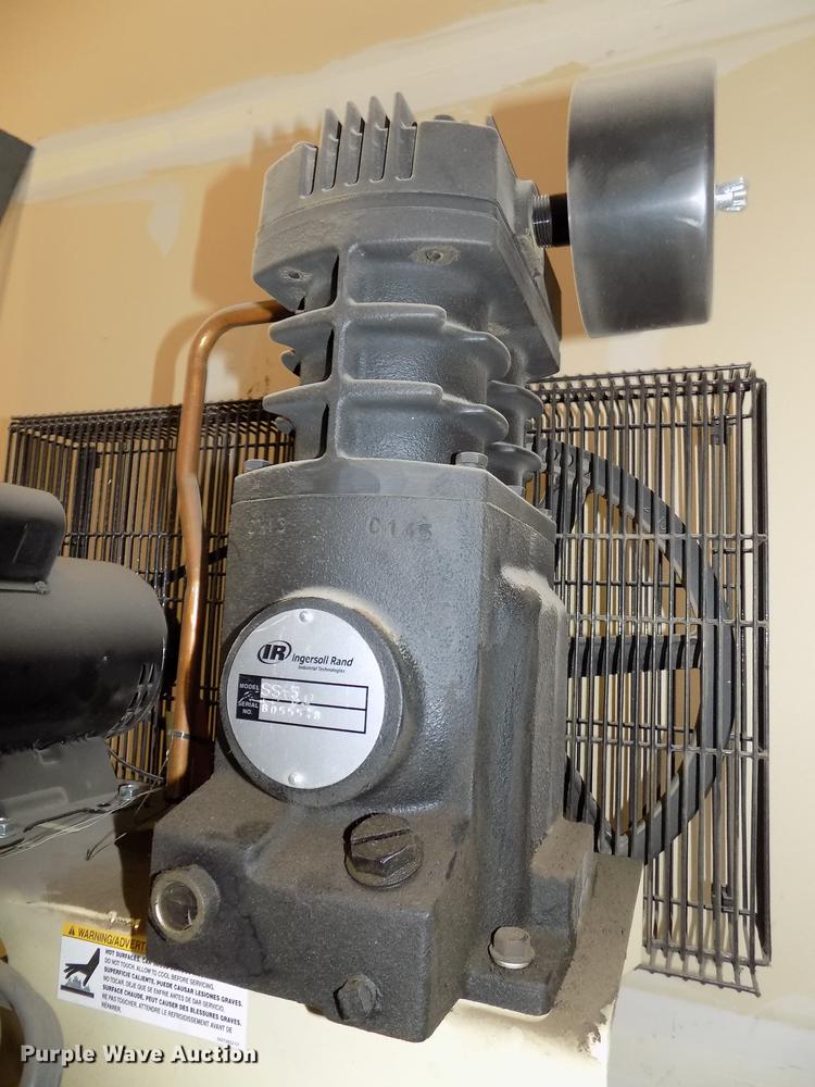 image for item DE7652 Ingersoll Rand air compressor and Pacific generator