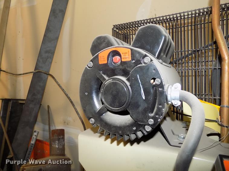 image for item DE7652 Ingersoll Rand air compressor and Pacific generator