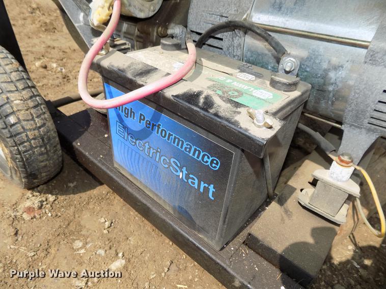 image for item DE7652 Ingersoll Rand air compressor and Pacific generator