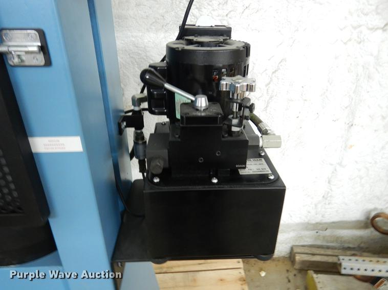 image for item DE8536 Gilson MC-250P 250 series concrete compression machine