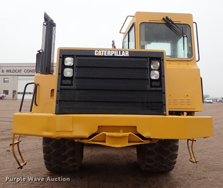 image for item DF1001 1996 Caterpillar 615C Series II elevating scraper