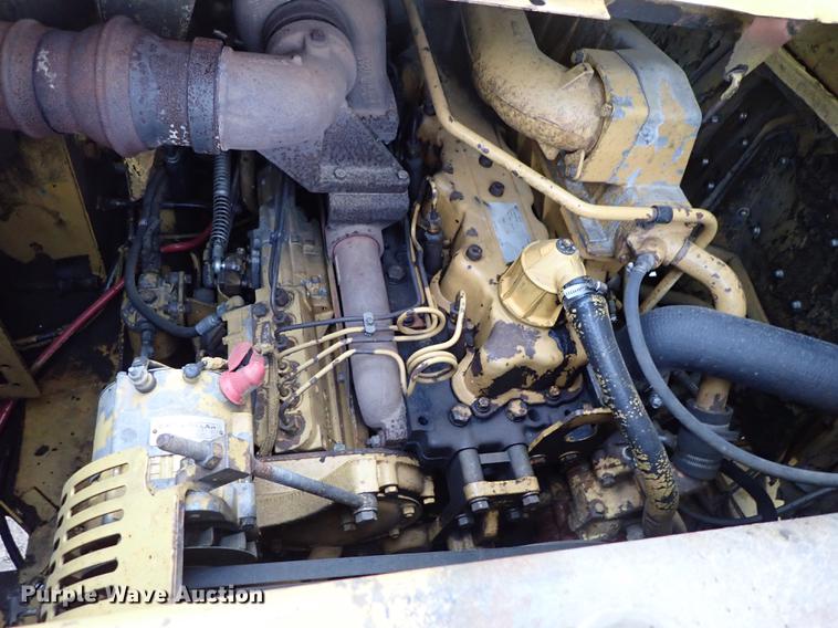 image for item DF1001 1996 Caterpillar 615C Series II elevating scraper