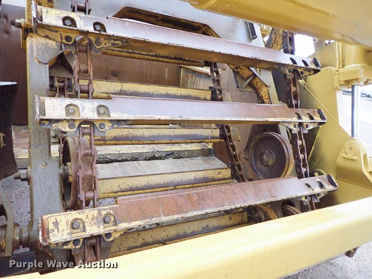 image for item DF1001 1996 Caterpillar 615C Series II elevating scraper