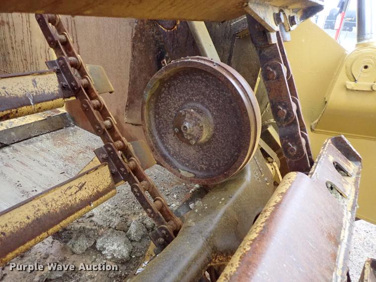 image for item DF1001 1996 Caterpillar 615C Series II elevating scraper