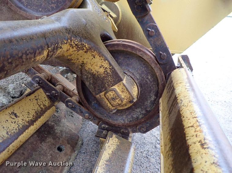 image for item DF1001 1996 Caterpillar 615C Series II elevating scraper