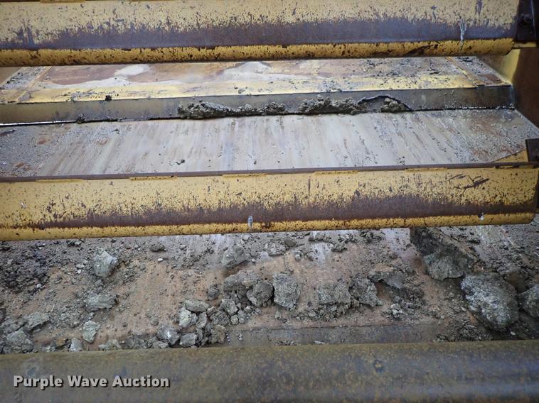 image for item DF1001 1996 Caterpillar 615C Series II elevating scraper