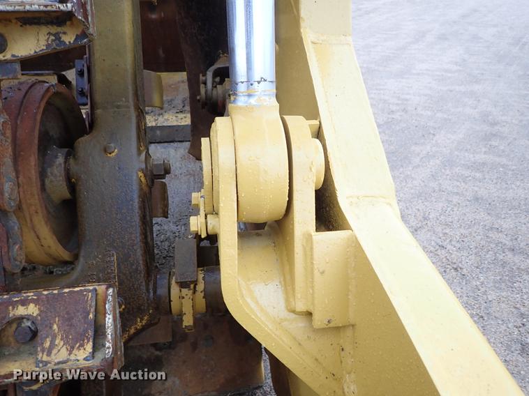 image for item DF1001 1996 Caterpillar 615C Series II elevating scraper