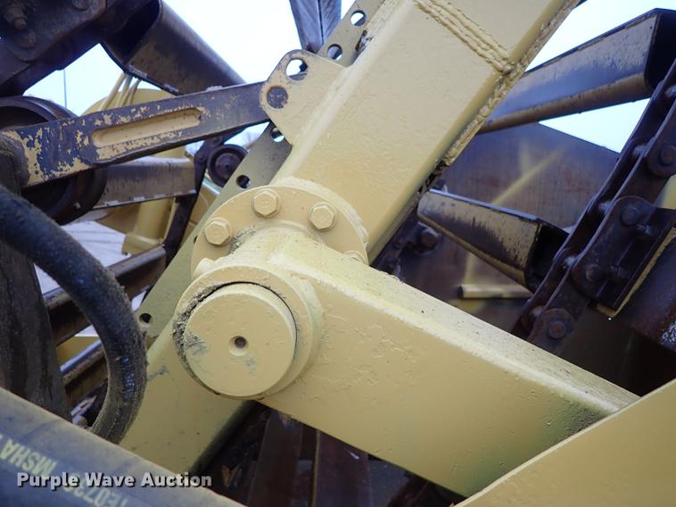 image for item DF1001 1996 Caterpillar 615C Series II elevating scraper