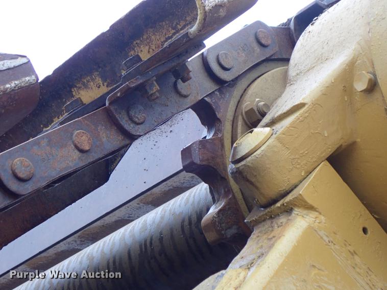 image for item DF1001 1996 Caterpillar 615C Series II elevating scraper