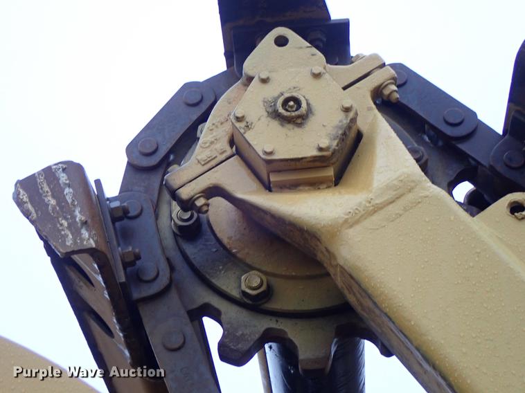 image for item DF1001 1996 Caterpillar 615C Series II elevating scraper