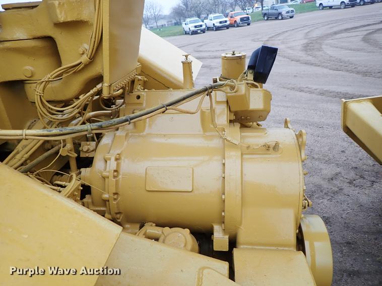 image for item DF1001 1996 Caterpillar 615C Series II elevating scraper