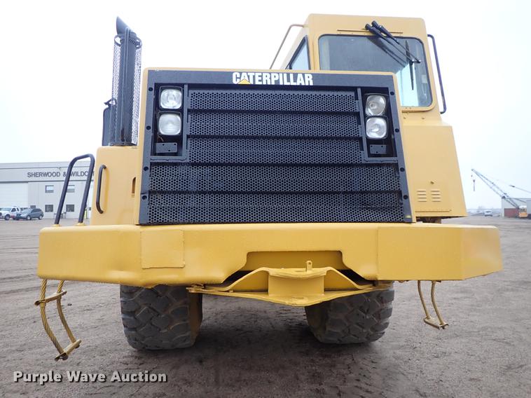 image for item DF1001 1996 Caterpillar 615C Series II elevating scraper