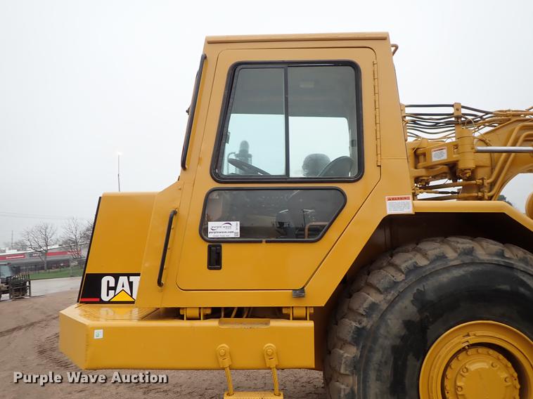 image for item DF1001 1996 Caterpillar 615C Series II elevating scraper