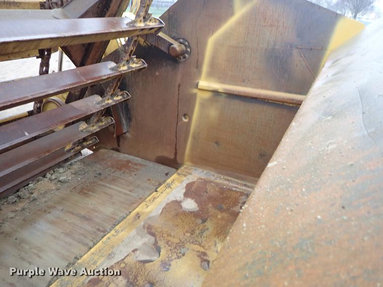 image for item DF1001 1996 Caterpillar 615C Series II elevating scraper