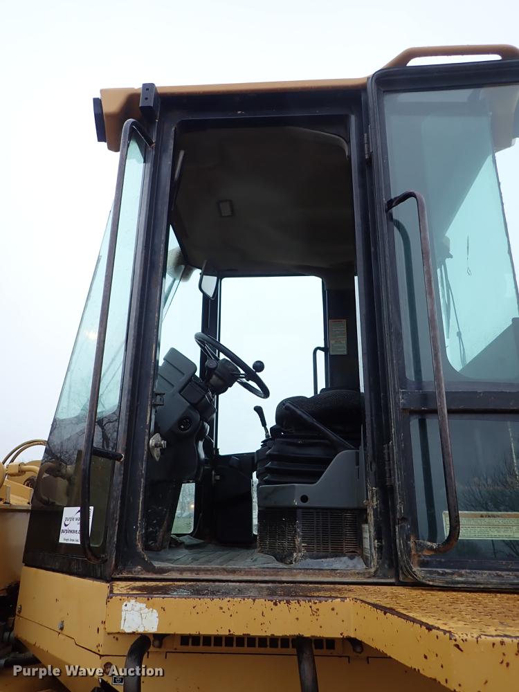 image for item DF1002 1998 Caterpillar 938G wheel loader