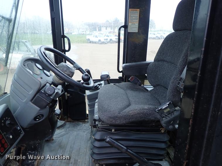 image for item DF1002 1998 Caterpillar 938G wheel loader