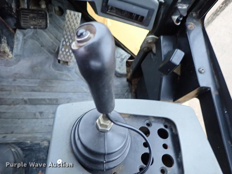 image for item DF1002 1998 Caterpillar 938G wheel loader