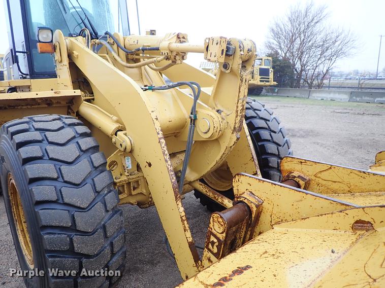 image for item DF1002 1998 Caterpillar 938G wheel loader