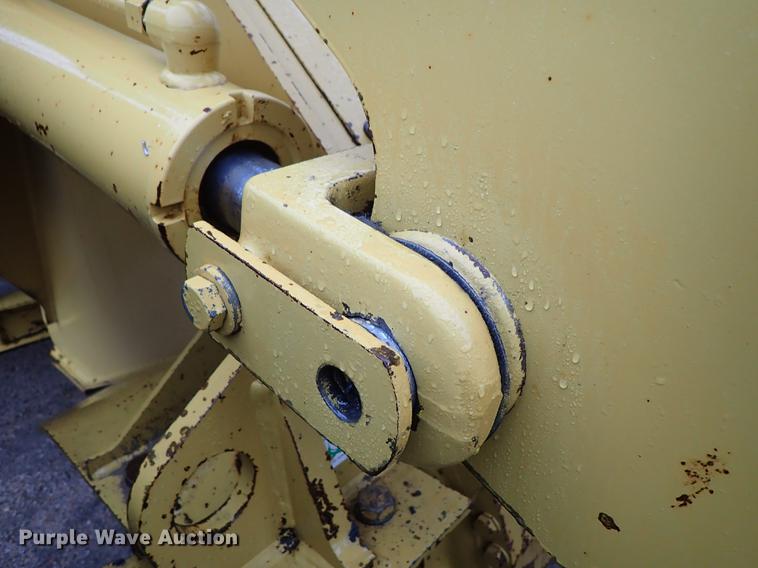 image for item DF1002 1998 Caterpillar 938G wheel loader