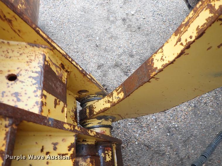 image for item DF1002 1998 Caterpillar 938G wheel loader