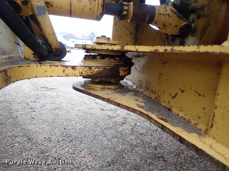 image for item DF1002 1998 Caterpillar 938G wheel loader