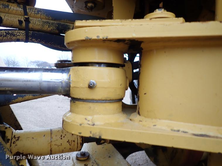 image for item DF1002 1998 Caterpillar 938G wheel loader