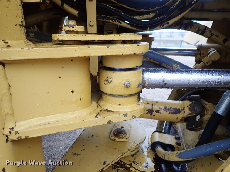 image for item DF1002 1998 Caterpillar 938G wheel loader