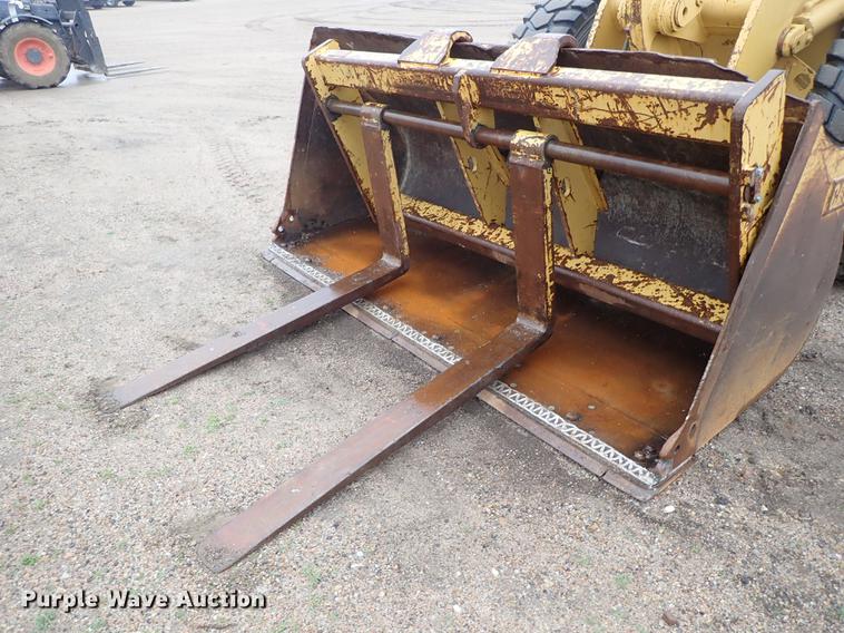 image for item DF1002 1998 Caterpillar 938G wheel loader