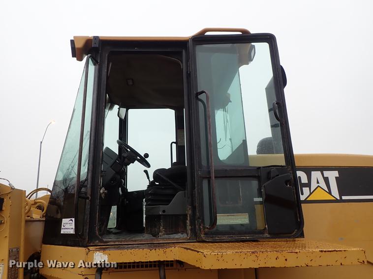 image for item DF1002 1998 Caterpillar 938G wheel loader