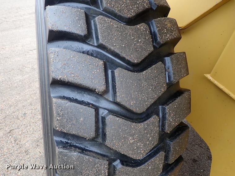 image for item DF1002 1998 Caterpillar 938G wheel loader