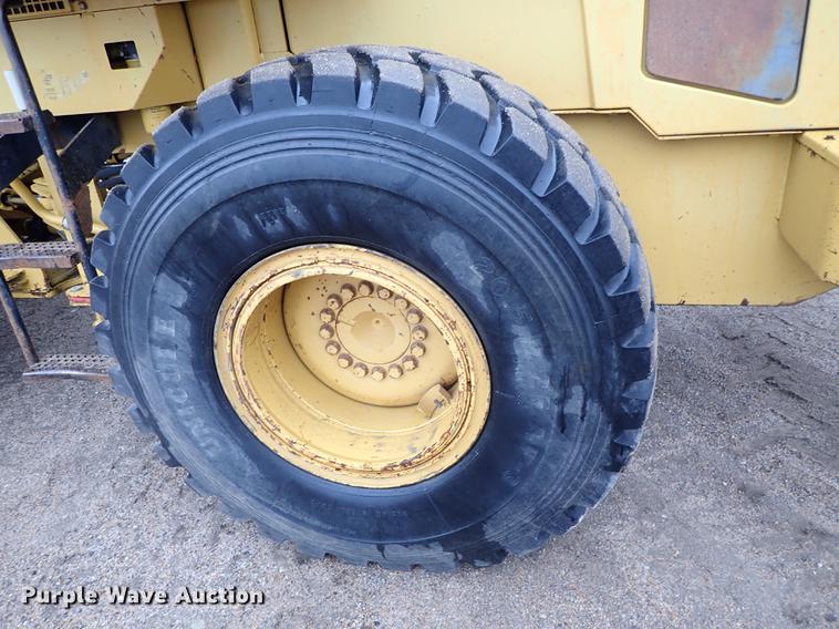 image for item DF1002 1998 Caterpillar 938G wheel loader