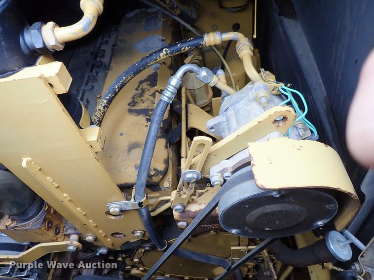 image for item DF1002 1998 Caterpillar 938G wheel loader