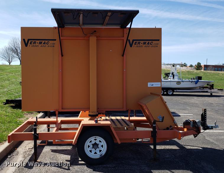 image for item DF3376 2004 Ver-Mac PCMS 1210QS message board