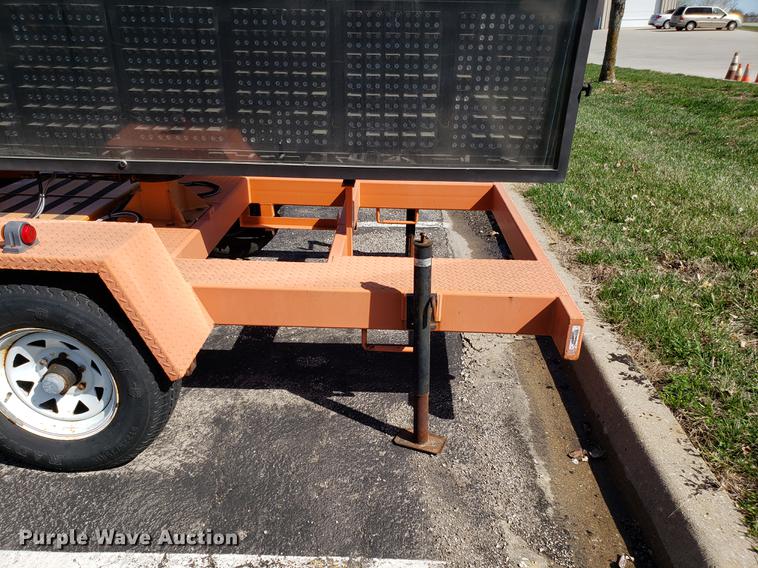 image for item DF3376 2004 Ver-Mac PCMS 1210QS message board