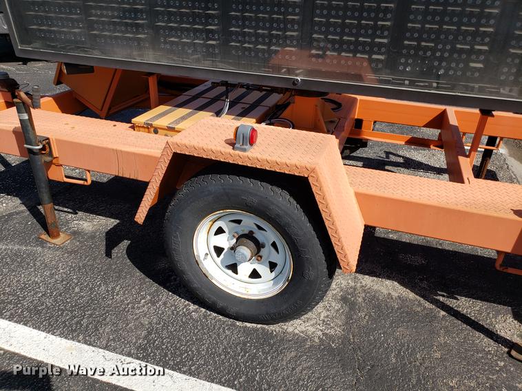 image for item DF3376 2004 Ver-Mac PCMS 1210QS message board