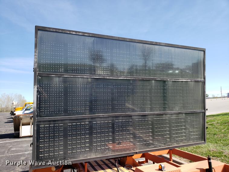 image for item DF3376 2004 Ver-Mac PCMS 1210QS message board