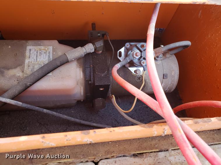 image for item DF3376 2004 Ver-Mac PCMS 1210QS message board