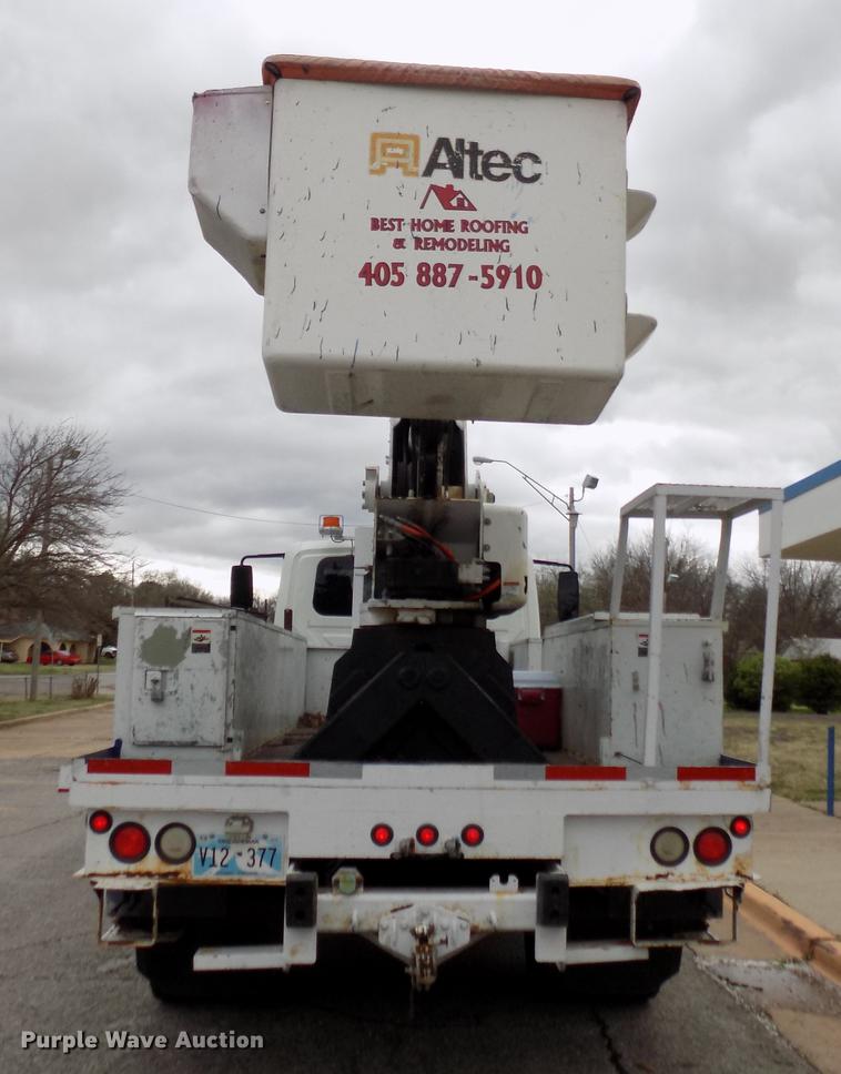 image for item DF4412 2009 International DuraStar 4300 bucket truck