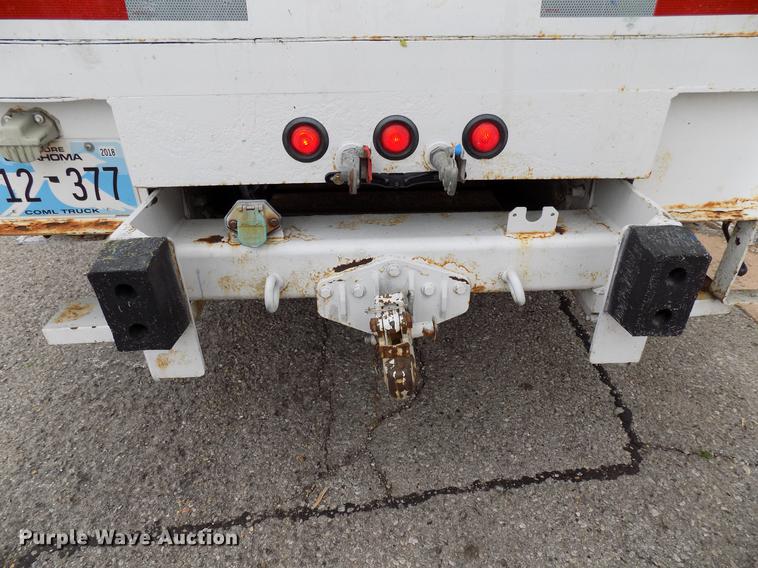 image for item DF4412 2009 International DuraStar 4300 bucket truck