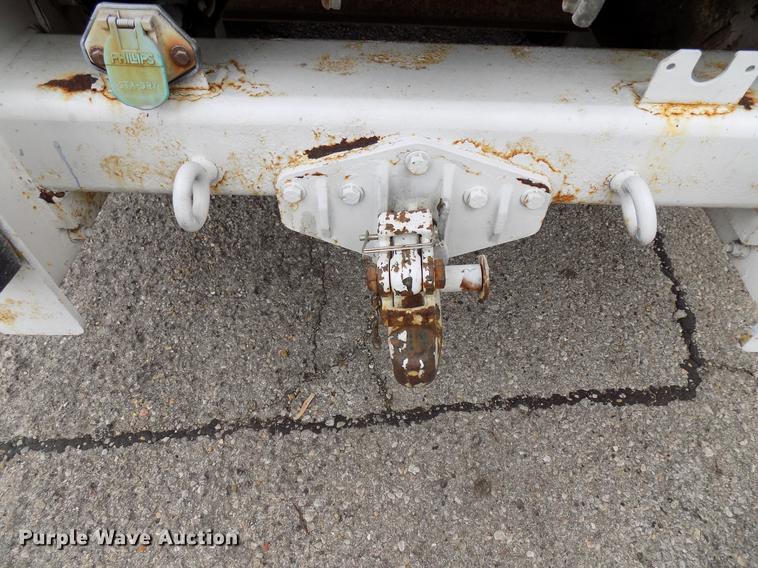 image for item DF4412 2009 International DuraStar 4300 bucket truck