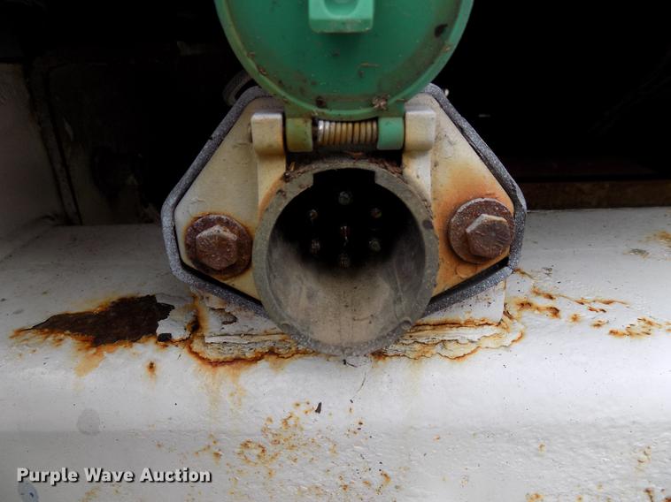 image for item DF4412 2009 International DuraStar 4300 bucket truck