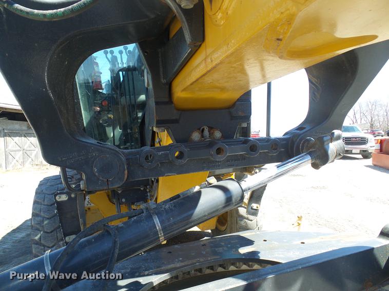 image for item DF7154 2010 John Deere 670G motor grader